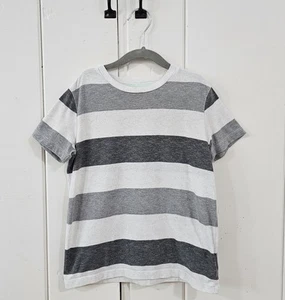 Old Navy Boys White & Gray Striped Tshirt S 6/7 - Picture 1 of 4
