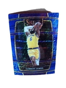 LeBron James 2021-22 Select NBA Concourse Prizm Blue Shimmer Los Angeles Lakers - Picture 1 of 5