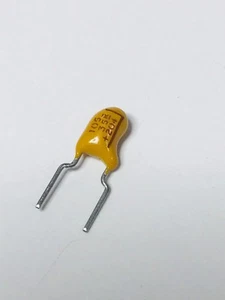 10pcs of T356A105K035AS Tantalum Capacitor 1uF 35V 10% 4.5x8.6 mm  5.08mm Radial - Picture 1 of 4
