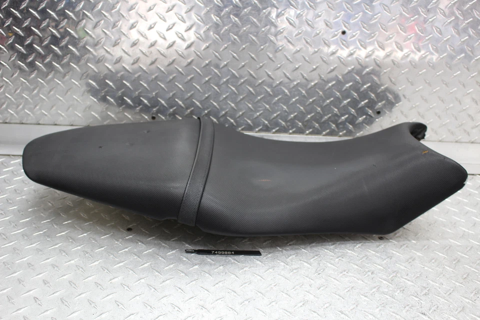 2009 Kawasaki Ninja 650R EX650C ASSENTO DIANTEIRO SELIM DUPLO - Imagem 1 de 4