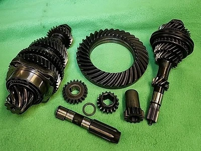 1966 Volkswagen VW Beetle AB Transaxle Gears Shafts Crown Wheel Pinion Swingaxle - Image 1 of 4