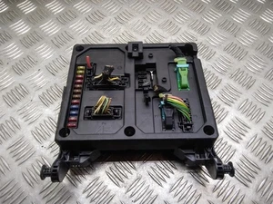 FORD GALAXY WGR Bloc de Fusible ym2114b205bc 7m3962258l 1.90 Diesel 17991769 - Foto 1 di 4