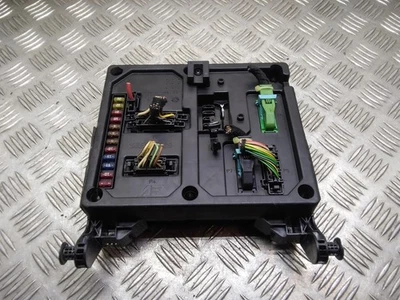 FORD GALAXY WGR Bloc de Fusible ym2114b205bc 7m3962258l 1.90 Diesel 17991769 - Immagine 1 di 4