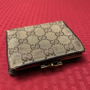 VTG Gucci Bifold Wallet Center GG Kisslock Change Compartment Canvas Leather - Picture 1 of 9