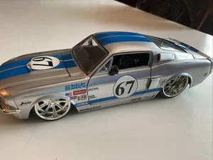 Jada Dub City Bigtime Muscle 1967 Shelby GT-500 scala 1:24 - Foto 1 di 13