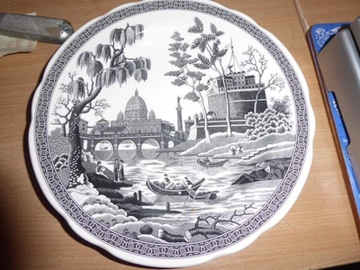Brand New Spode Heritage collection Rome dinner plate - Image 1 of 2