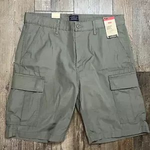 Levis Men's Carrier Cargo Shorts Green Men's Size 34 NWT Levi Strauss Co - Picture 1 of 8