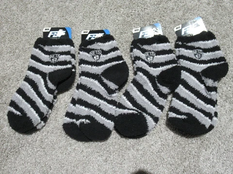 Brooklyn Nets NBA Basketball Warm Fuzzy Socks Lot ~~4 Pairs~~ Cover