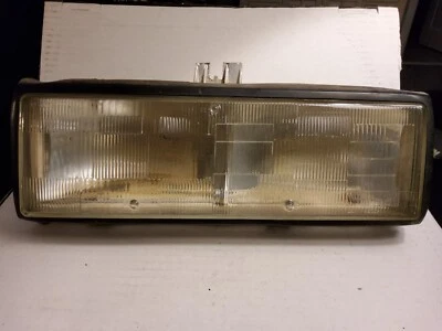 Farol esquerdo para motorista Oldsmobile Regency 98 noventa e oito fabricante de equipamento original 1987-1990 - Imagem 1 de 4