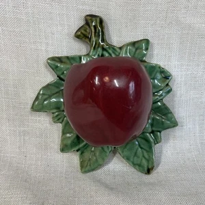 Vintage 1950's McCoy Pottery Red Apple on Green Leaf Wall Pocket - Picture 1 of 8