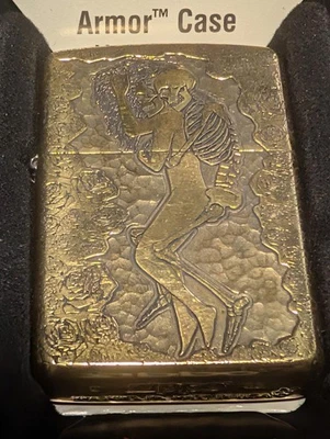 RARO Zippo Armor Latón 2 Lados Love You Forever NUEVO EN CAJA COMO NUEVO SIN ESTAMPAR Foto 1 de 3