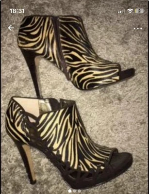 Nine West Women's  Leather Ankle Boots Size 4 - Image 1 of 4