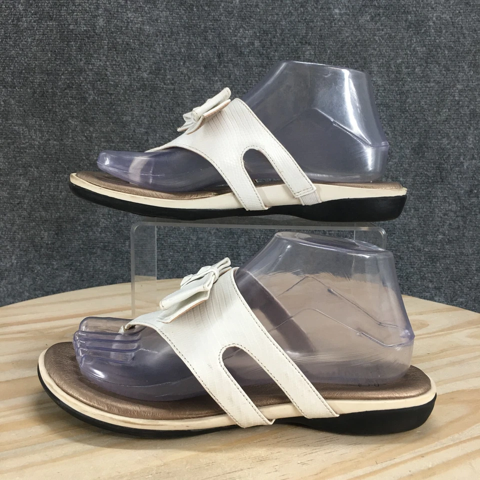 Sandalias LifeStride para mujer 7,5 M Ilsa tanga blancas imitación cuero puntera-poste confort Foto 1 de 4