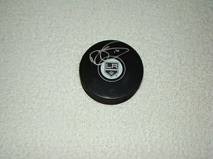 Devin Setoguchi Hand Signed Los Angeles Kings Logo Puck NHL Hockey Autograph LA - Picture 1 of 3