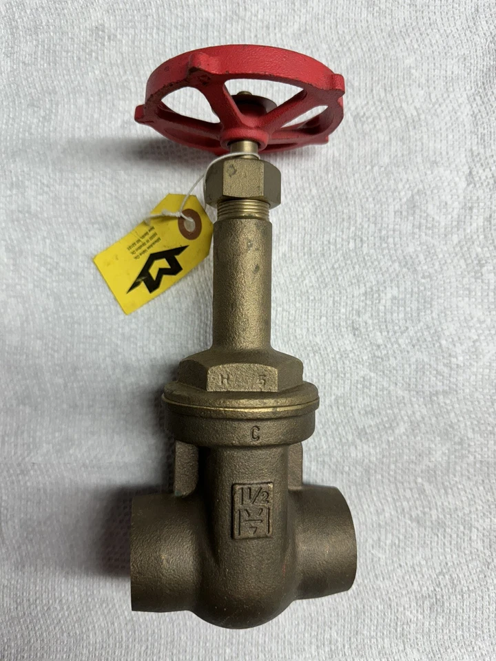 Milwaukee 1 1/2" Gate Valve Fig.149 125 S.W.P 200 W.O.G - Image 1 of 4