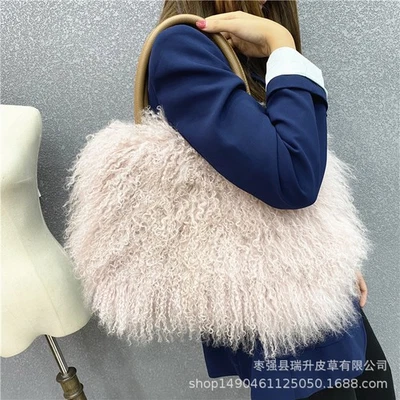 New Sheep Wool Big Handbag Women's Shoulder Bag Fashion Real Fur  - Image 1 of 4