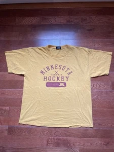 Vintage Minnesota Golden Gophers Hockey T Shirt Uomo Taglia Extra Large XL MV Sport - Foto 1 di 13
