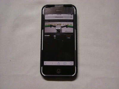 Funda de Transporte Nite Ize Connent Smartphone Apple iPhone 5 y 5S, Negra Sólida Foto 1 de 2