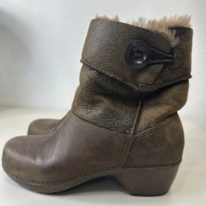 Dansko Stormy Leather Boots Shearling Lined Clogs Heeled Brown Sz 40 EU - 9.5 US - Picture 1 of 8