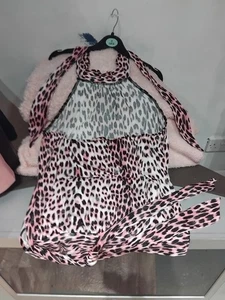 A Ladies Pink And Black Animal Print Halterneck Top. Size12. - Picture 1 of 10