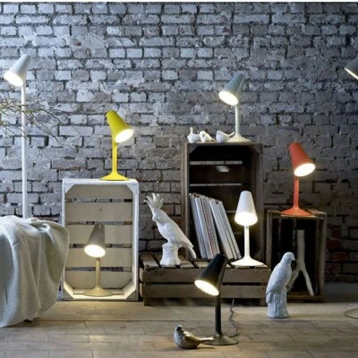 PICULET Philips ROSSO lampada da tavolo originale NUOVO - Immagine 1 di 3