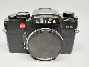 Leitz Leica R5 fotocamera reflex analogica corpo reflex #1716564-94 - Foto 1 di 11