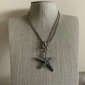 Signed Cookie Lee rhinestone sea star pendant necklace in silver tone  - Picture 1 of 6