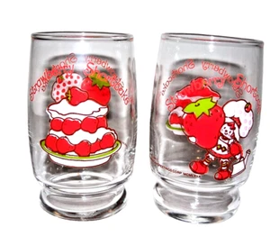 Set of 2 Vintage 6 oz Strawberry Shortcake 4" Juice Glasses 1980 Anchor Hocking - Picture 1 of 1