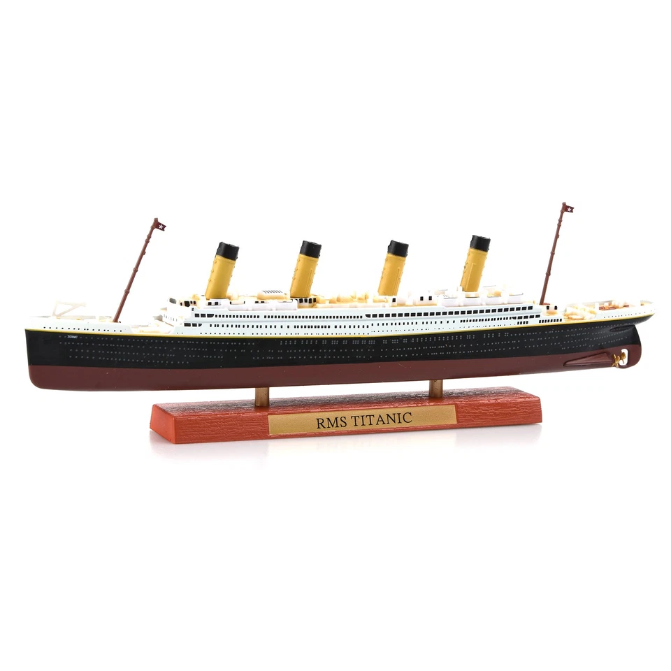 1/1250 Diecast TITANIC Cruise Ship Boat Alloy Model Cruise Souvenir Display Gift - Image 1 of 4