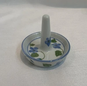 Andrea By Sadek Porcelain Ring Holder With Floral Design Blue Flowers label att - Picture 1 of 4