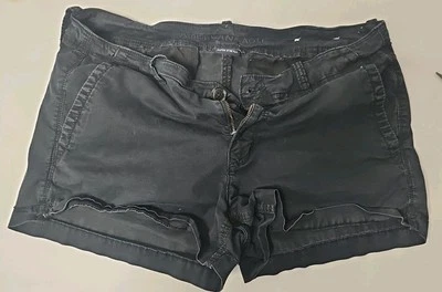American Eagle Women Chino Shorts 14 Black Stretch Pockets Casual Preppy  #155 - Image 1 of 4