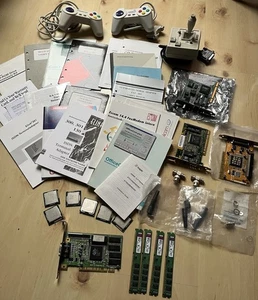 Karten - CPUs - RAM konvolut Retro Joysticks Grafikkarte Netzwerk Handbücher - Bild 1 von 8