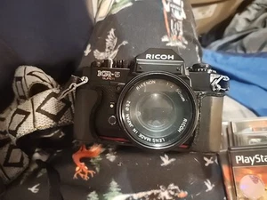 RICOH KR-5 SUPER 35MM FILM CAMERA w/ RIKENON 50MM 1:1.7 LENS UNTESTED - Picture 1 of 4