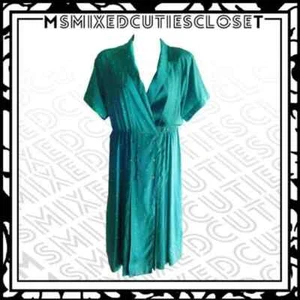 Axiom Women's Green Pleated Dress With Dots! - Picture 1 of 3