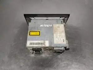 8E0035192 audio system für AUDI A4 BERLINA (8E) 2.5 TDI 2000 422759 - Bild 1 von 10