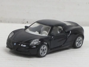 Alfa Romeo 4C in schwarz ohne Box Siku 1:55 - Picture 1 of 4