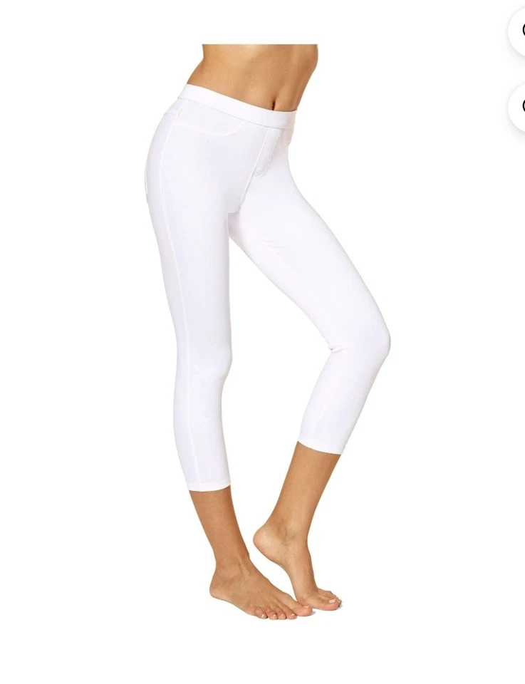 NEW No Nonsense Classic Indigo Denim Capri In White, Women’s Size Medium  - Image 1 of 4