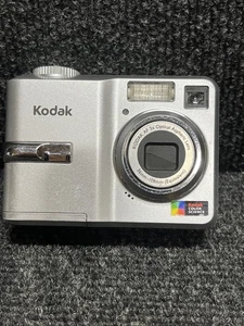 Kodak Digital Camera EasyShare C633 6.1MP Silver -  Camera Only - Picture 1 of 4