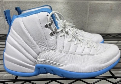 Hombre Jordan 12 Retro "Melo" Blanco/Azul Universitario (CT8013 112) - 10.5 Foto 1 de 4