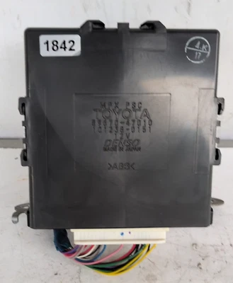 Toyota Prius 2008 módulo de control de fuente de alimentación OEM 89670-47010 Foto 1 de 4