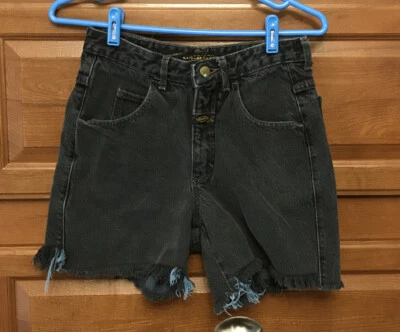 Винтажный Girbaud черный джинсовой ткани Jean шорты 5/6 W26 срезы мама 80-х 90-х 1218 - Изображение 1 из 4