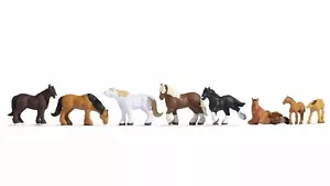 NOCH® Caballos de Sangre Fría, Figuras de Animales Coloreadas a Mano, Set de ocho Figuras para - Imagen 1 de 1