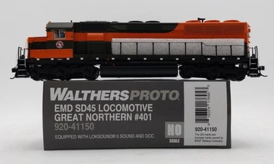 Walthers 920-41150 HO GN SD45 Diesel Locomotive with LokSound 5 & DCC #401 NIB - Image 1 of 3
