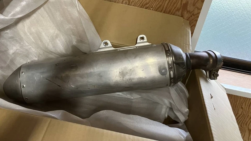 Yamaha Genuine 2011 Yz450F Exhaust System Silencer  - Image 1 of 4