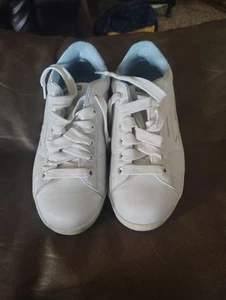Zapatos Skechers para mujer talla 7,5 blancos bajos con cordones informales deportivos cómodos - Imagen 1 de 6
