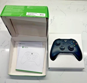 Microsoft Xbox One Wireless Controller Model 1708 - Black - Tested - READ DESC - Picture 1 of 9