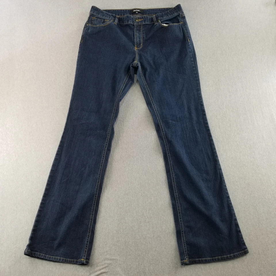Daisy Fuentes Jeans Women's Size 12 Blue Dark Wash Stretch Material Nice Quality - Image 1 of 4
