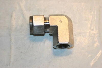 1/2 Tube x 3/8 MNPT 316ss Female Pipe Elbow AYRA NOS - Image 1 of 3