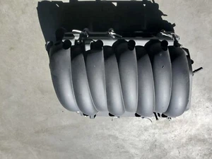 14/15 GMC Sierra Chevy Silverado intake manifold - Imagen 1 de 5