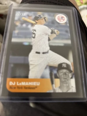 2019 Topps On-Demand Topps Reflection Black  # 7/10. 19 D.J. LeMahieu - Image 1 of 4